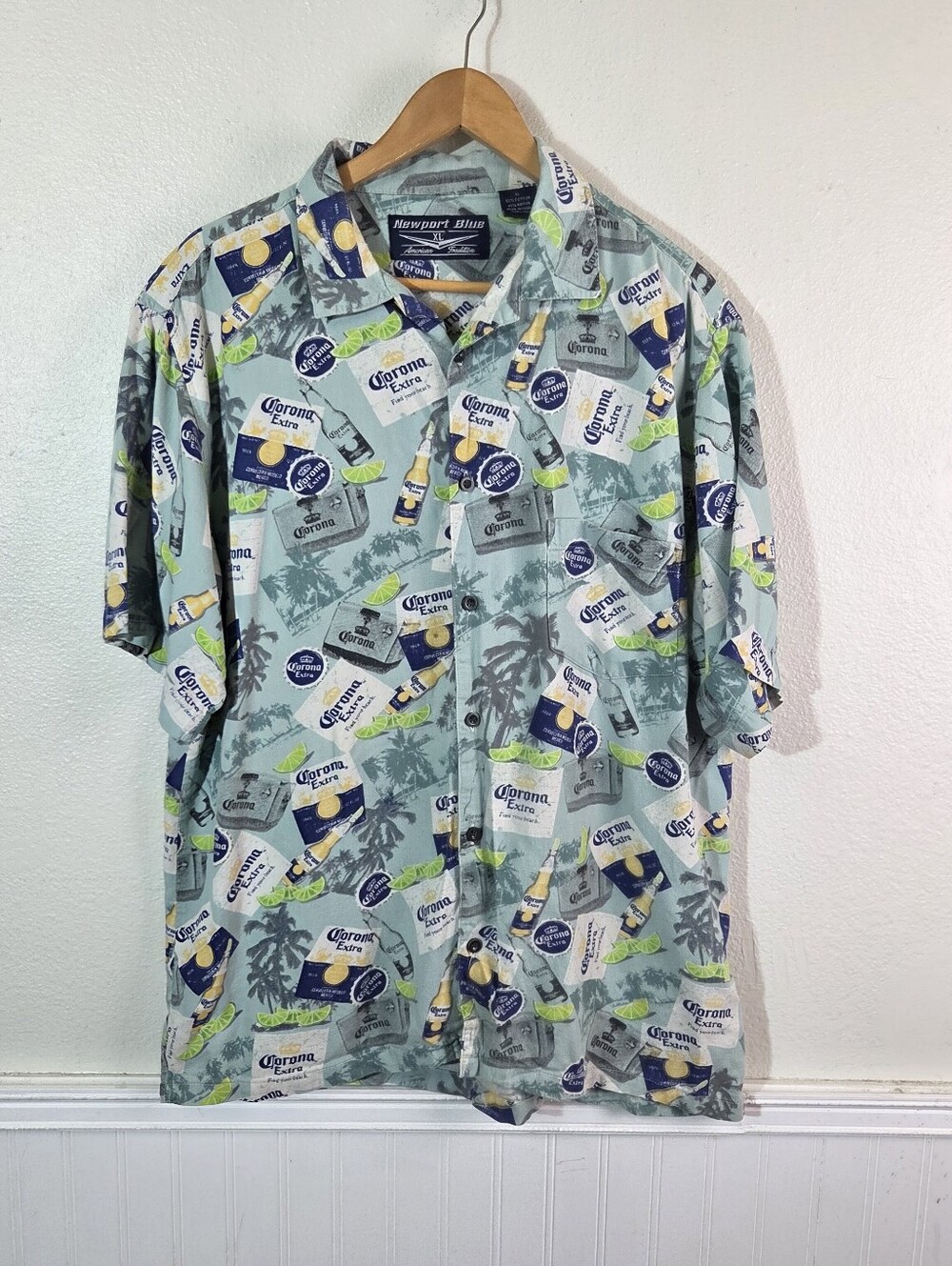 Newport Blue Corona Extra Beer Camp Shirt Mens XL Hawaiian Cotton Rayon Tropical